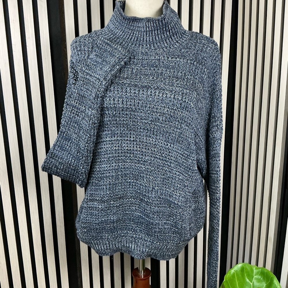 Victoria's Secret Heathered Blue Turtleneck Sweater Sz M